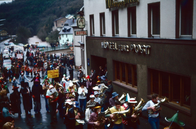 Datei:1977 Karnevalsumzug.jpg