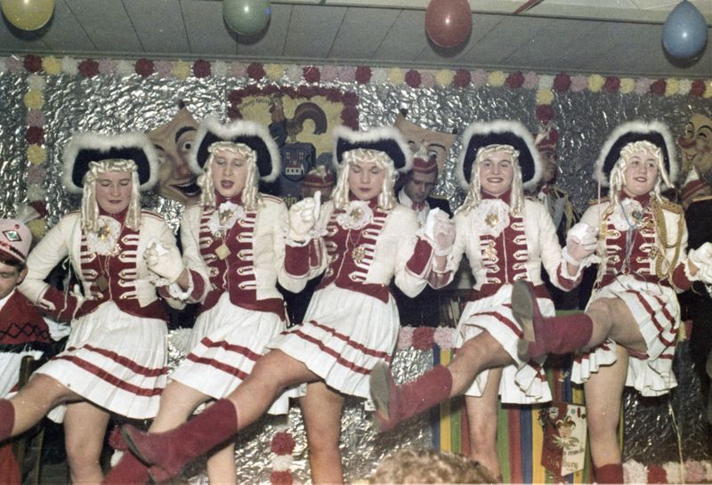 Datei:1961 Funkengarde.jpg