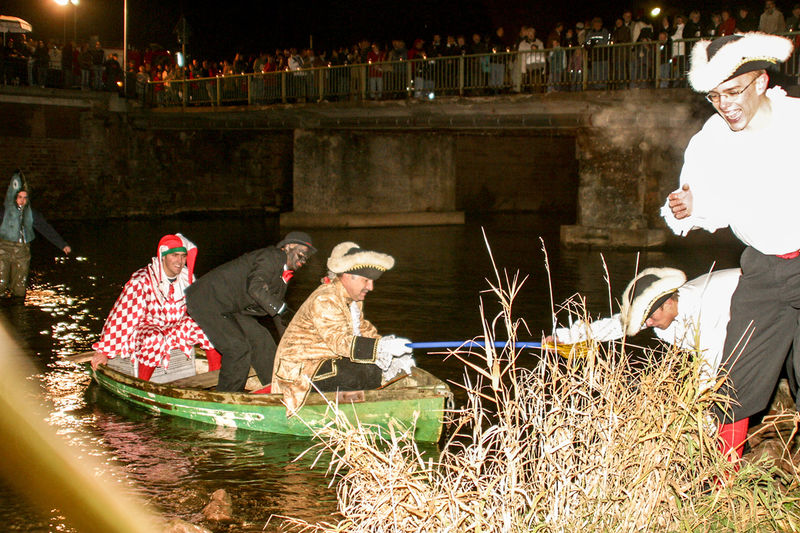 Datei:2003 Ankunft der Foasicht.jpg