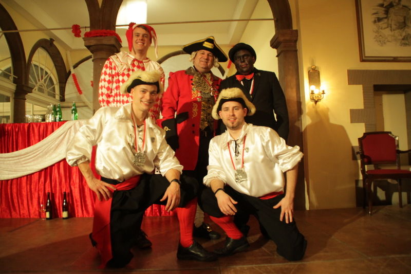 Datei:2015 Schawensmannschaft.jpg