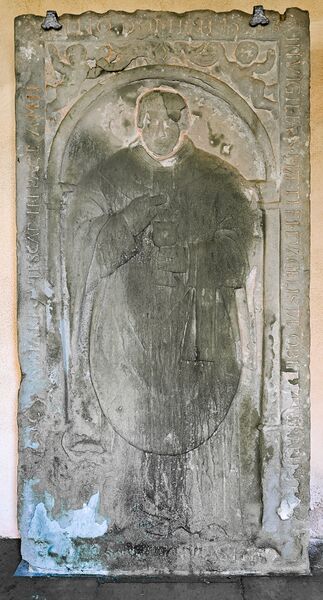 Datei:1553 Grabstein Johannes Vianden.jpg