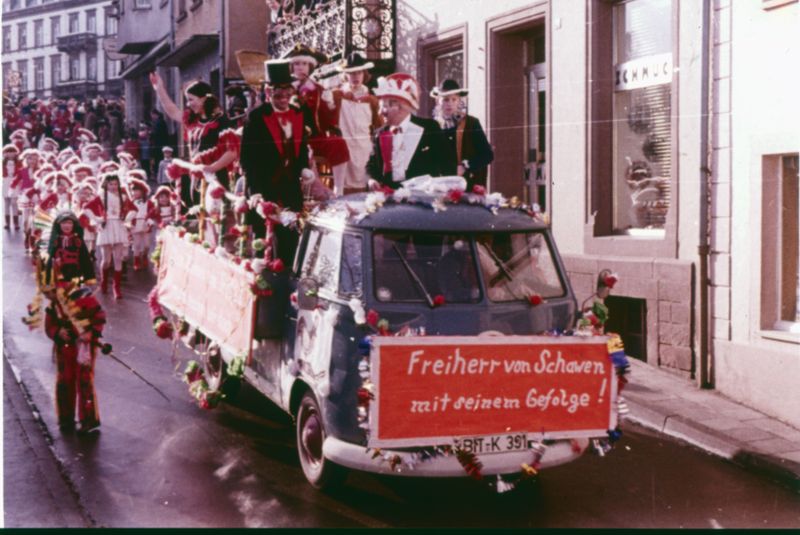 Datei:1971 Schawenwagen.jpg